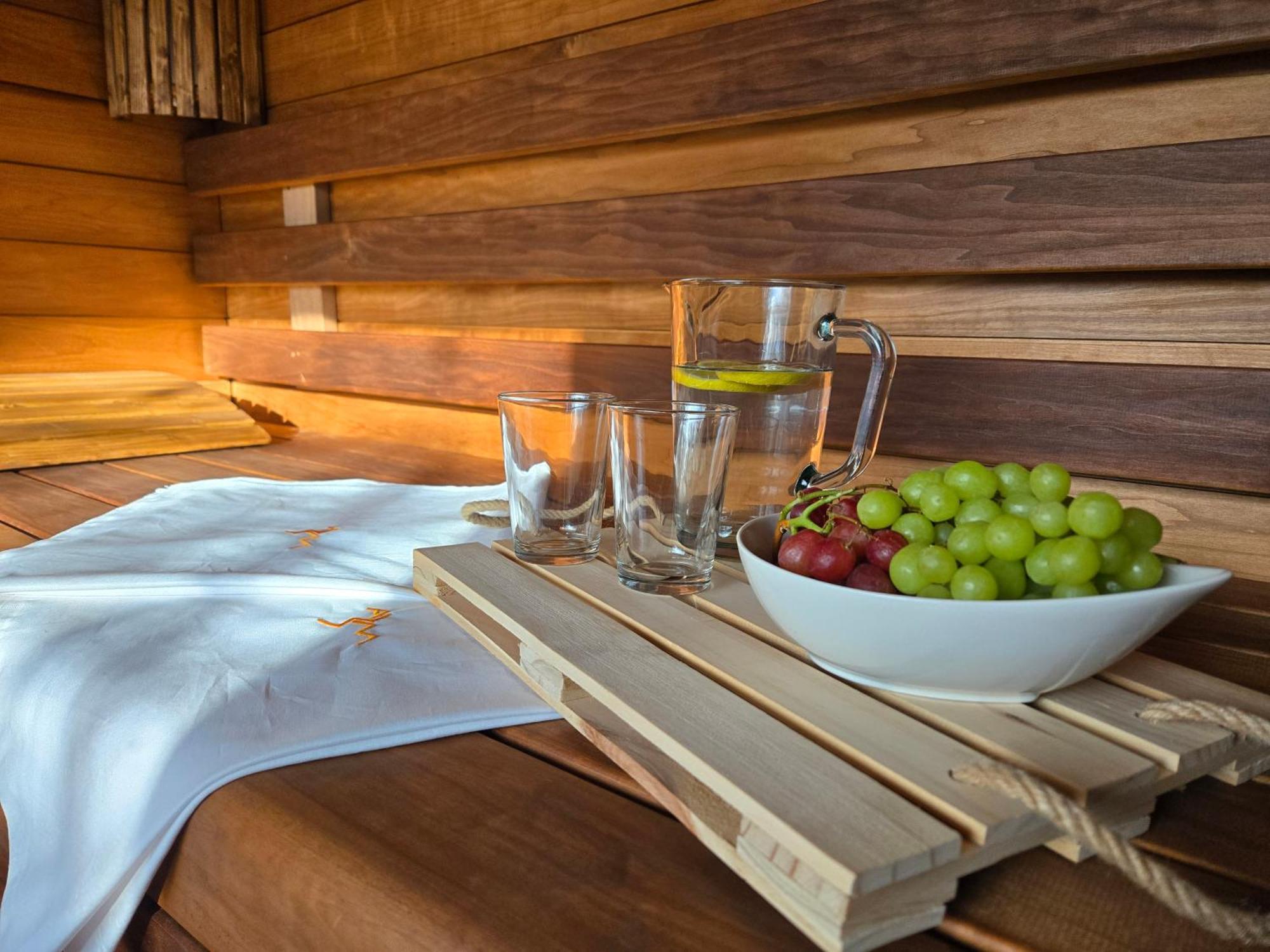 Apartmanovy Dom Krivan Besenova Bagian luar foto