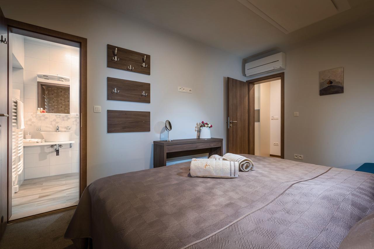 Apartmanovy Dom Krivan Besenova Bagian luar foto