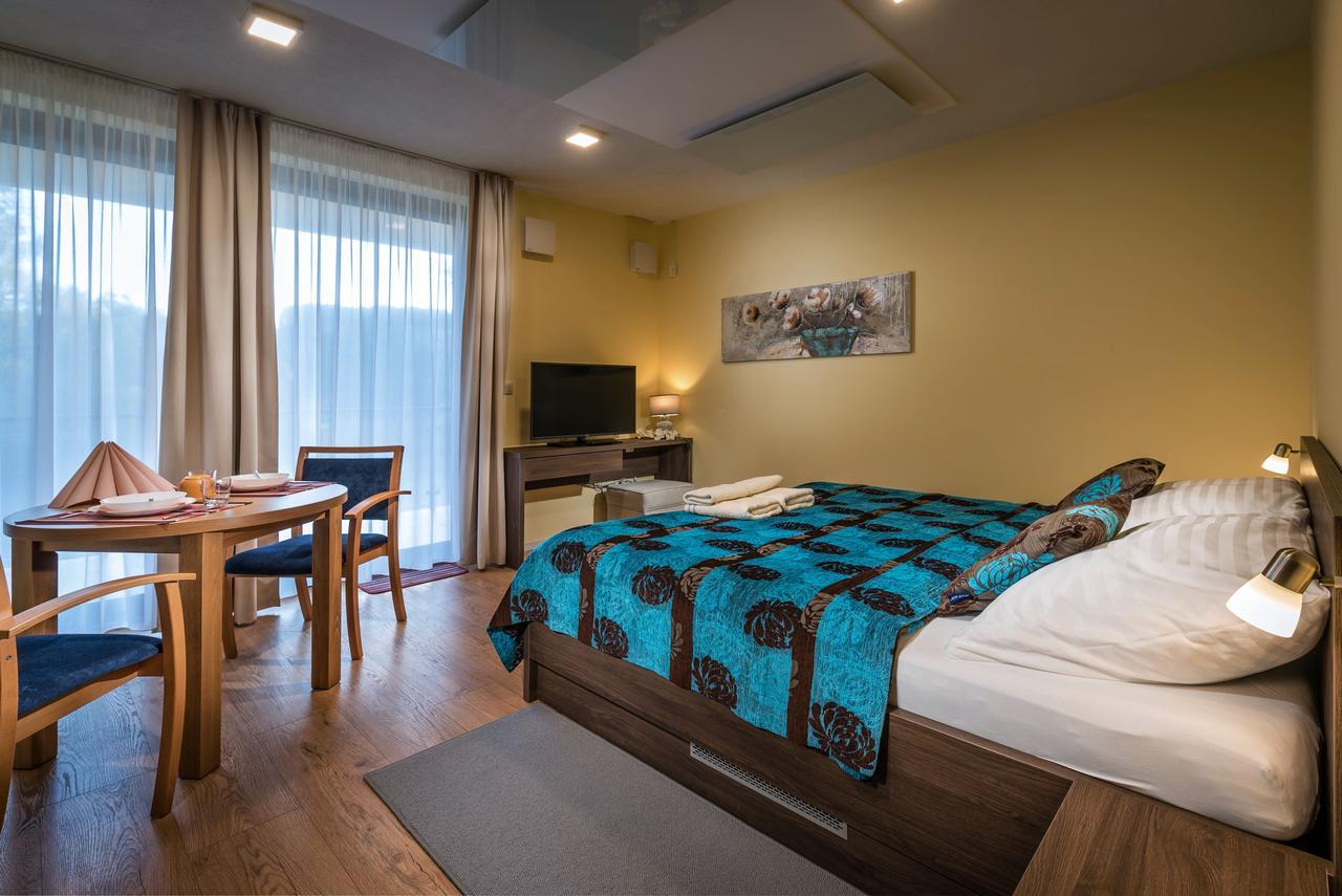 Apartmanovy Dom Krivan Besenova Bagian luar foto