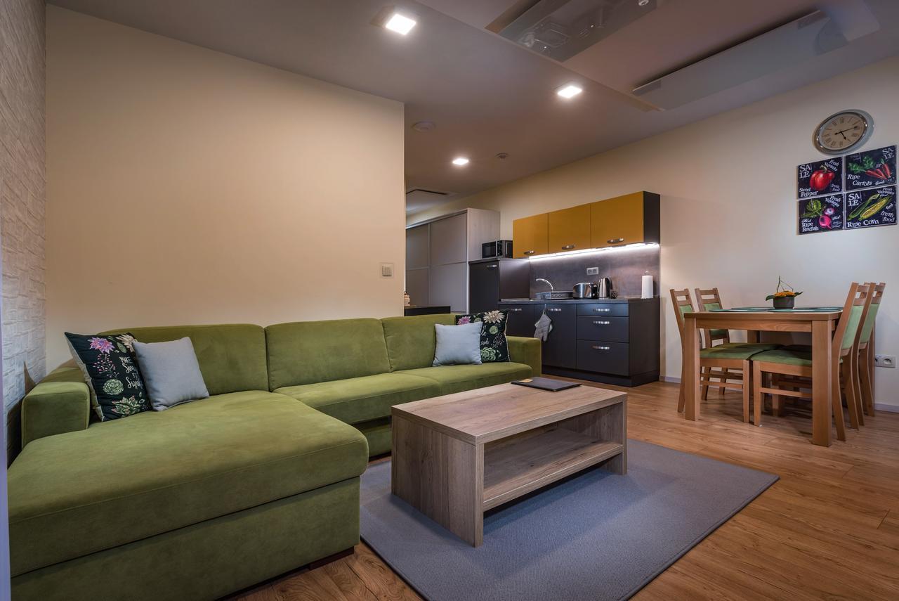 Apartmanovy Dom Krivan Besenova Bagian luar foto